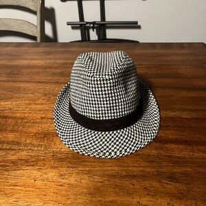Classic Black and White Houndstooth Fedora